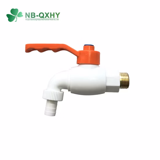 Kundenspezifische Farbe Kunststoffgehäuse Schlauchhähne Wasserhahn
